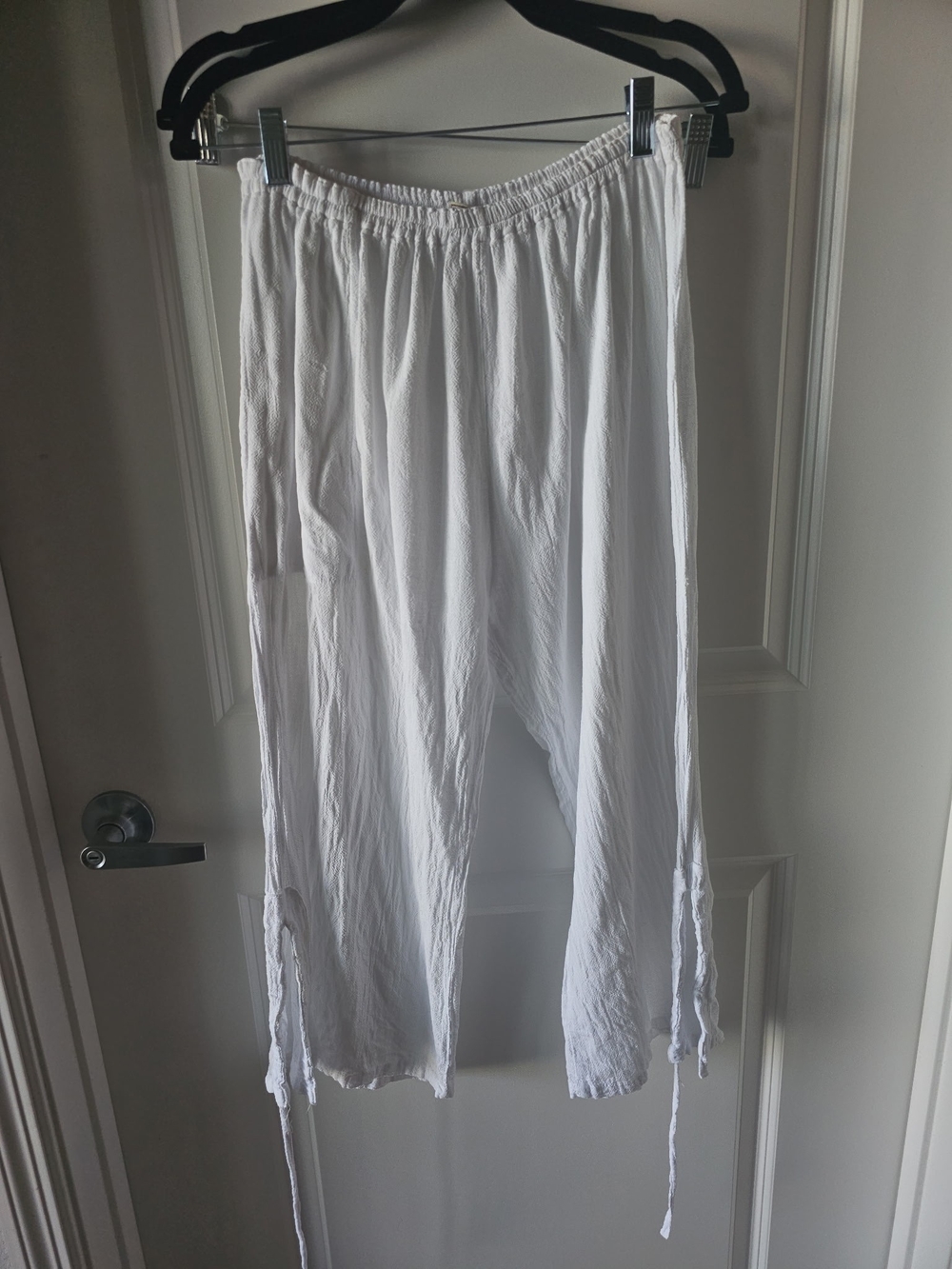 White Kids Elastic-Waist Drawstring Bottoms